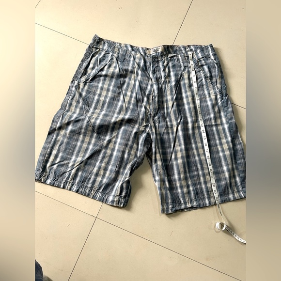 Wrangler Other - Wrangler cargo short ( long). NWOT. Size 42